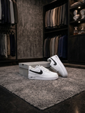 Кросівки Nike Air Force White (чорний свуш)🚀
