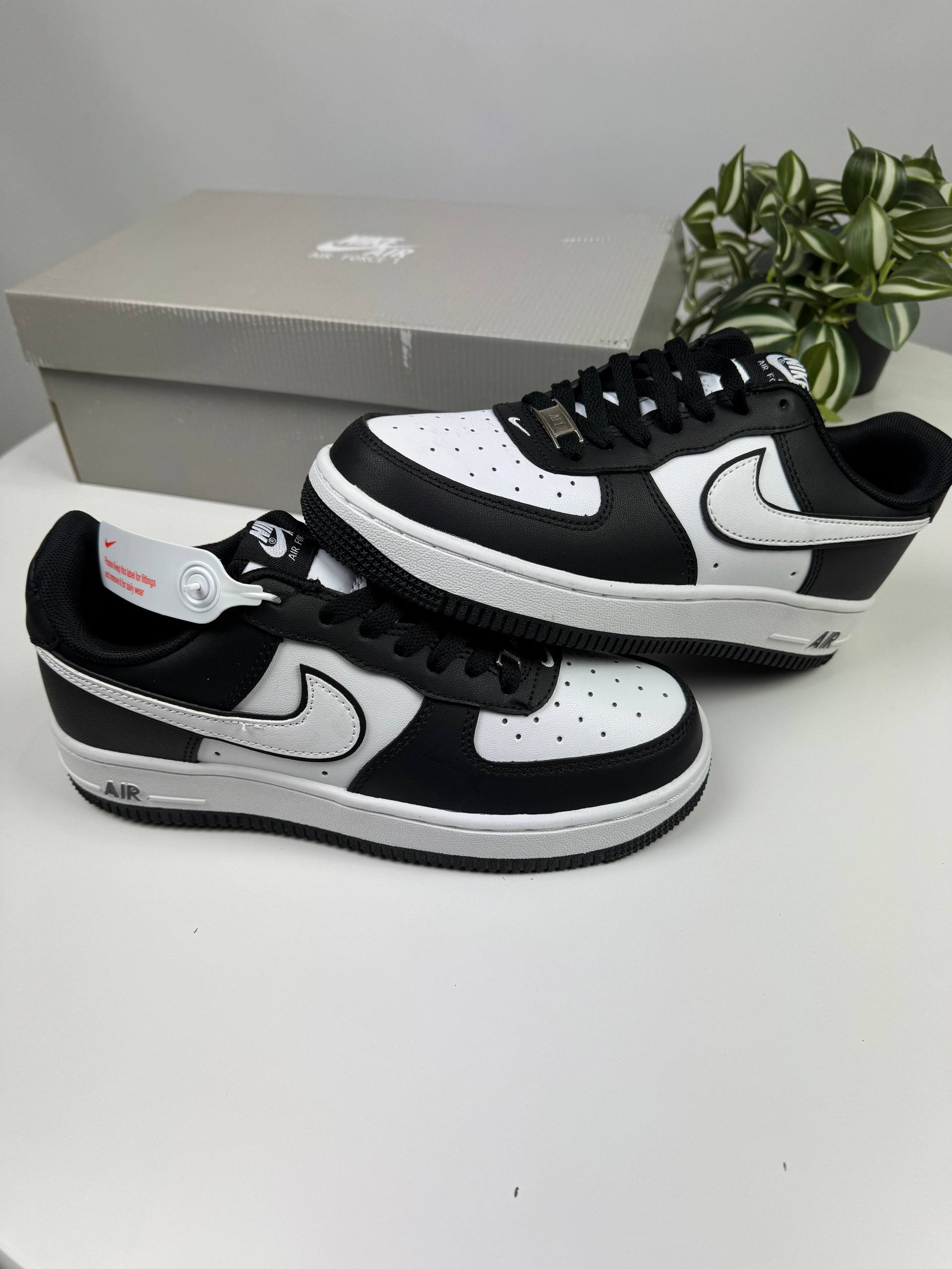 Кросівки Nike Air Force чорно-білі🚀