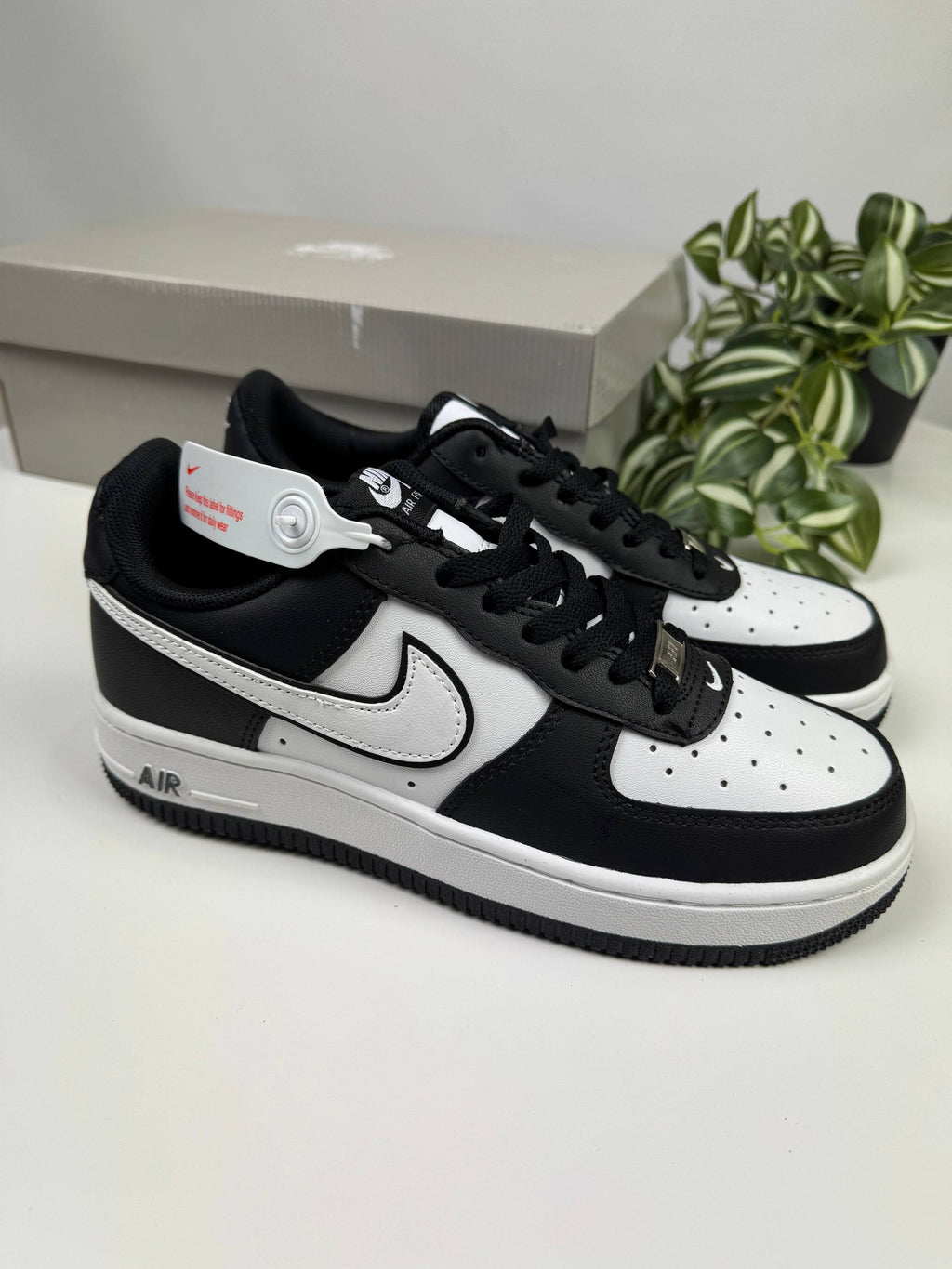 Кросівки Nike Air Force чорно-білі🚀