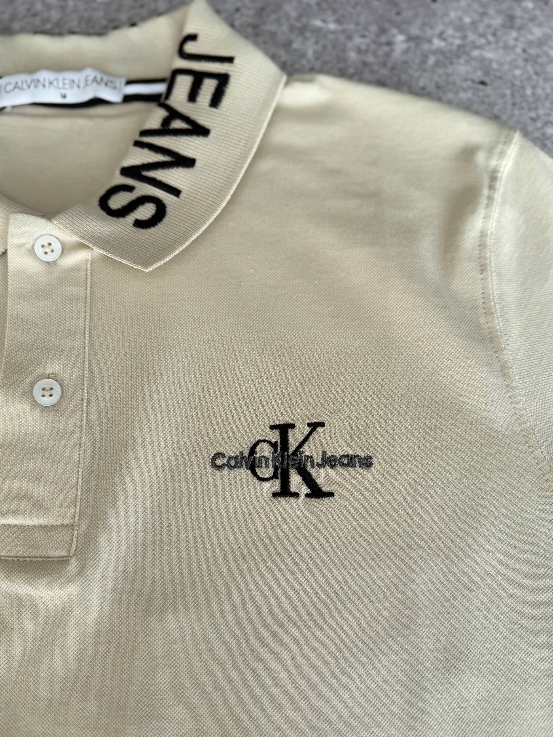 Футболка Calvin Klein Greige🚀