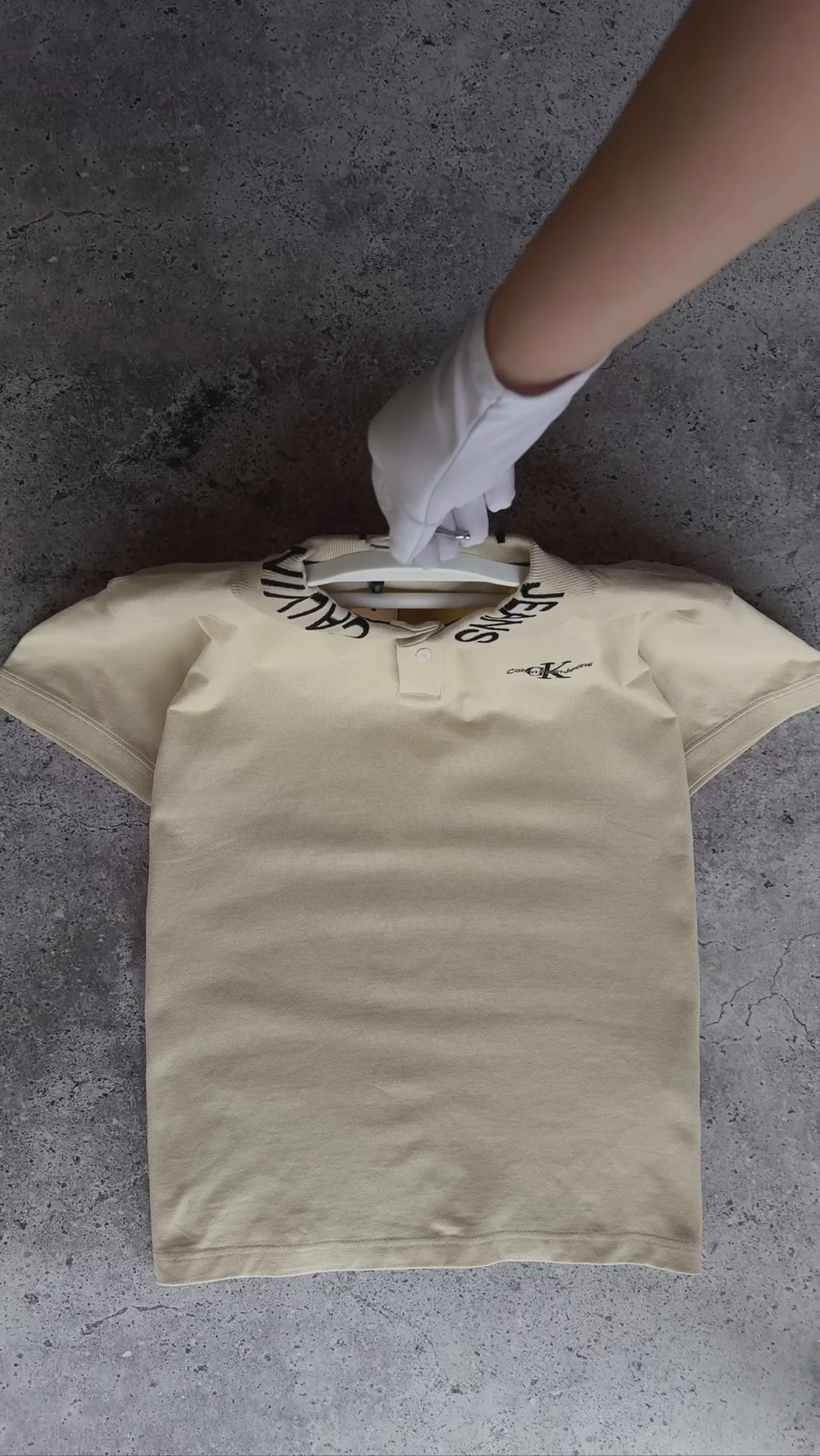 Футболка Calvin Klein Greige🚀